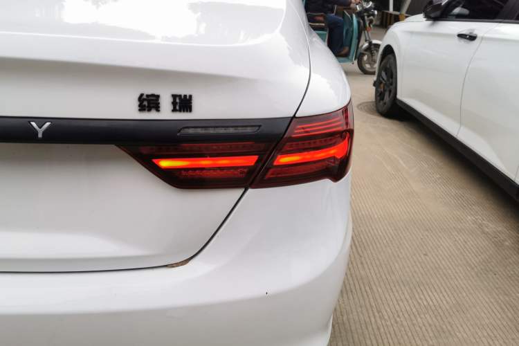 Used Geely Auto Binray 2021 1.4T CVT F-Sport Edition Right Rear Taillight