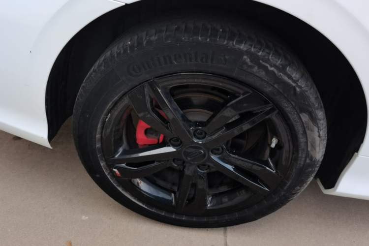 Used Geely Auto Binray 2021 1.4T CVT Asian Games Edition Right Rear Wheel Hub
