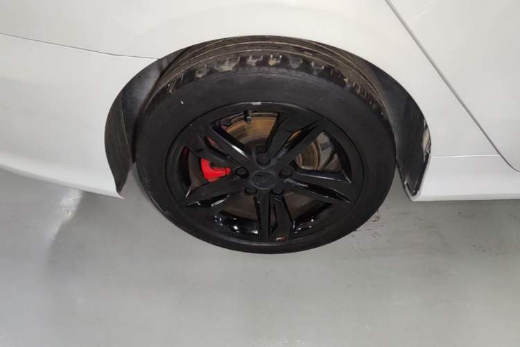 Used Geely Auto Binray 2021 1.4T CVT F-Sport Edition Right Rear Wheel Hub