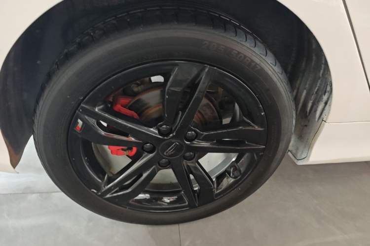 Used Geely Auto Binray 2021 1.4T CVT F-Sport Edition Right Rear Wheel Hub