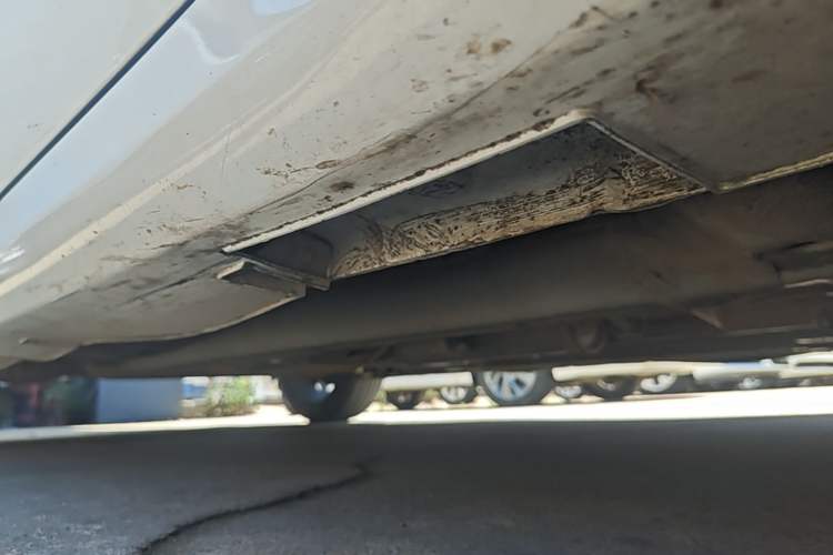 Used Geely Auto Binray 2021 1.4T CVT Asian Games Edition Right Side Sill