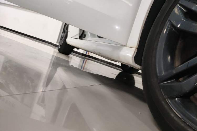 Used Geely Auto Binray 2021 1.4T CVT F-Sport Edition Right Side Sill