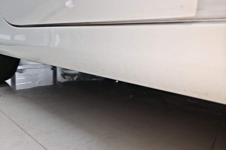 Used Geely Auto Binray 2021 1.4T CVT F-Sport Edition Right Side Sill