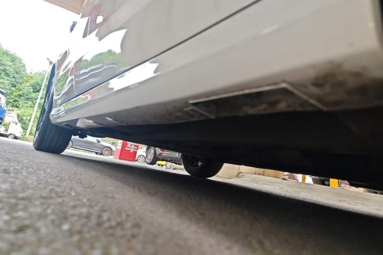 Used Geely Auto Binray 2021 1.4T CVT F-Sport Edition Right Side Sill