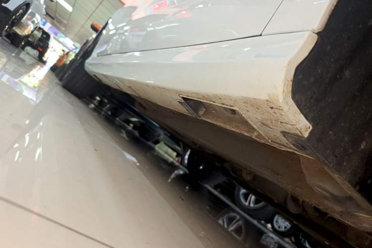 Used Geely Auto Binray 2021 1.4T CVT F-Sport Edition Right Side Sill
