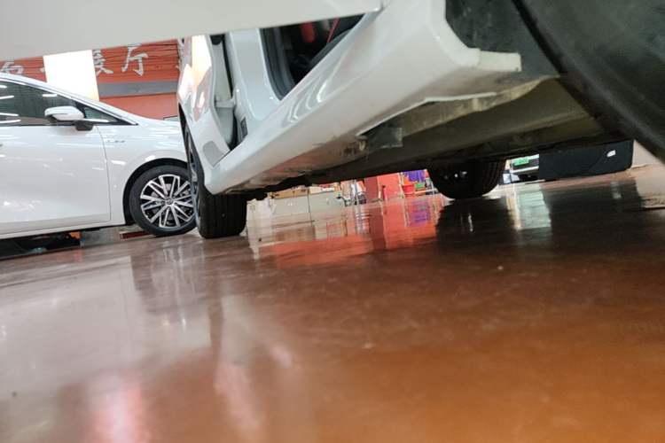 Used Geely Auto Binray 2021 1.4T CVT F-Sport Edition Right Side Sill