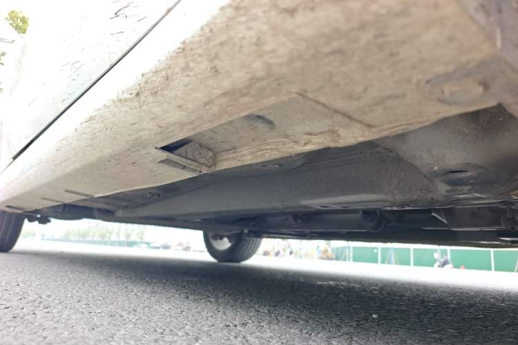 Used Geely Auto Binray 2021 1.4T CVT Asian Games Edition Right Side Sill