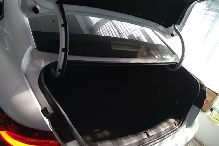 Used Geely Auto Binray 2021 1.4T CVT F-Sport Edition Trunk