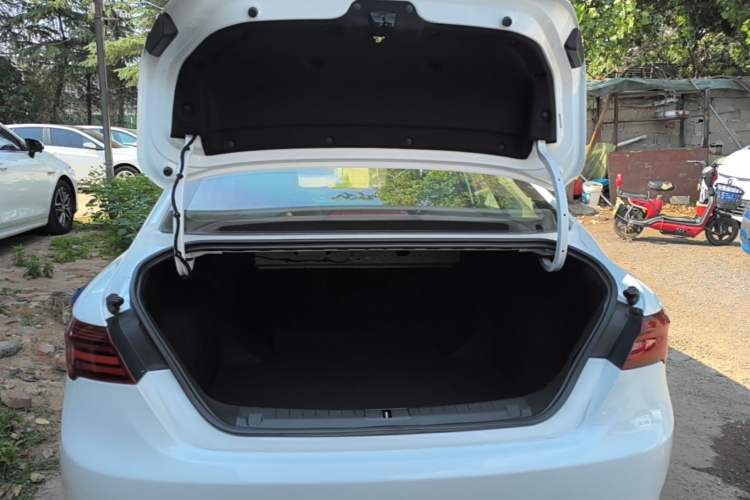 Used Geely Auto Binray 2021 1.4T CVT Asian Games Edition Trunk