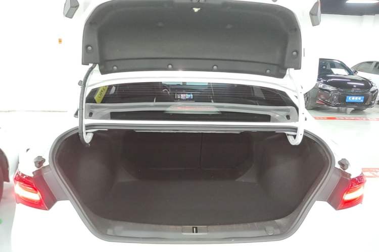 Used Geely Auto Binray 2021 1.4T CVT F-Sport Edition Trunk