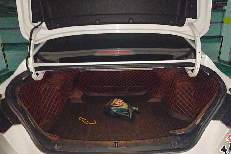 Used Geely Auto Binray 2021 1.4T CVT Asian Games Edition Trunk