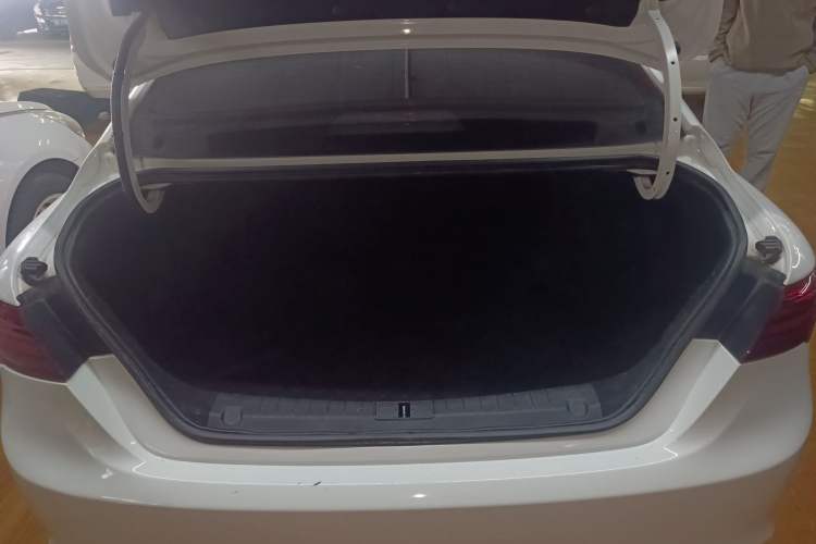 Used Geely Auto Binray 2021 1.4T CVT F-Sport Edition Trunk