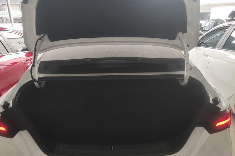 Used Geely Auto Binray 2021 1.4T CVT Asian Games Edition Trunk