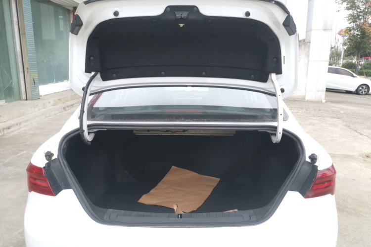 Used Geely Auto Binray 2021 1.4T Manual Luxury Edition Trunk