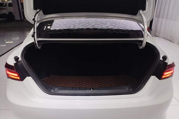 Used Geely Auto Binray 2021 1.4T CVT Asian Games Edition Trunk