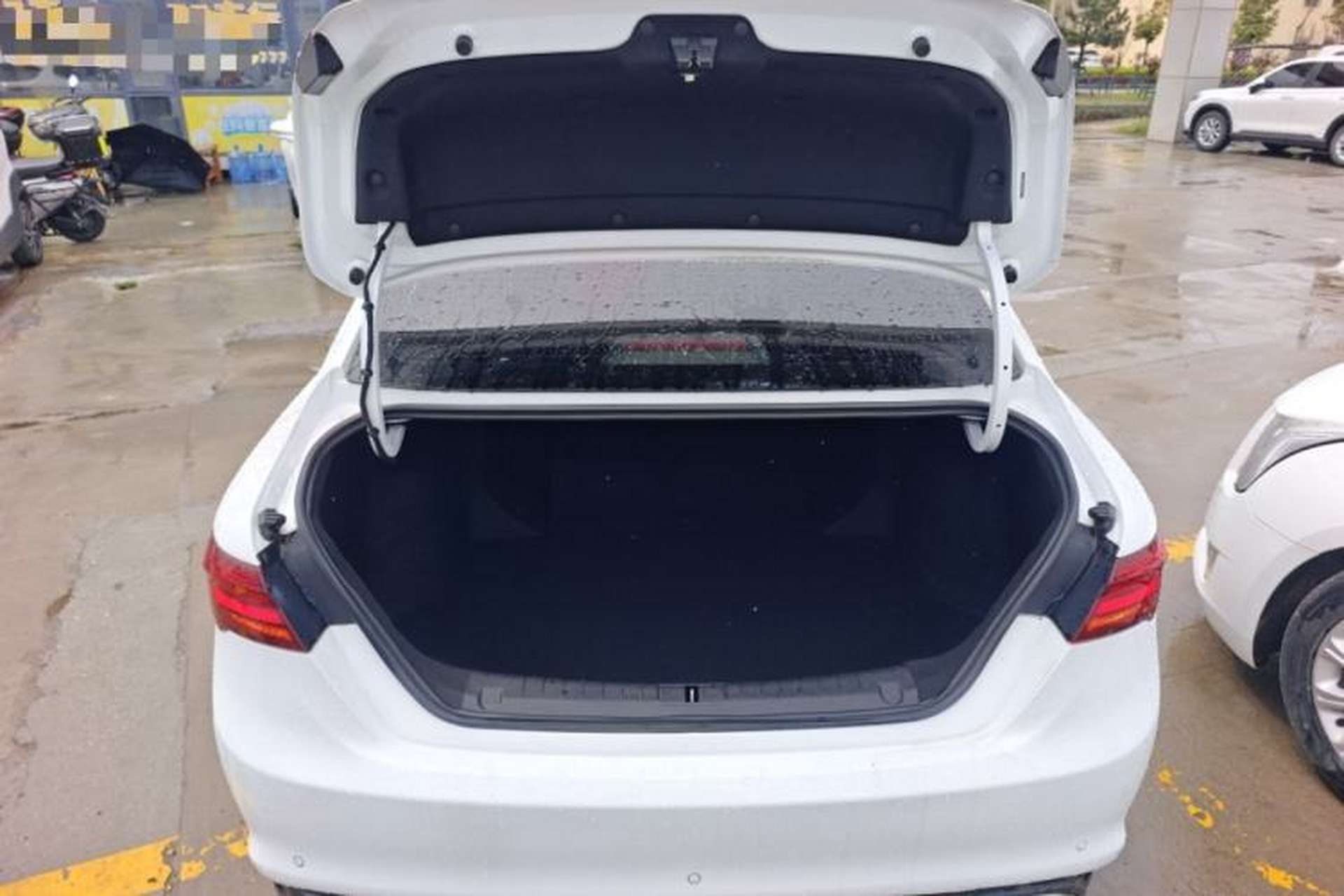 Used Geely Auto Binray 2021 1.4T CVT Asian Games Edition Trunk