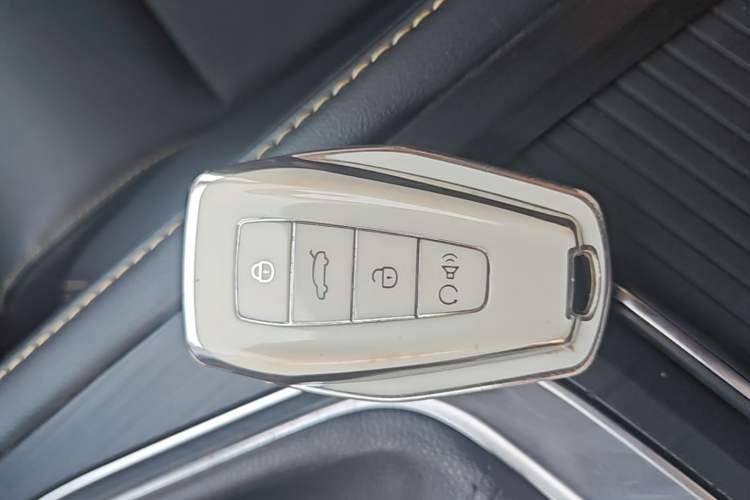 Used Geely Auto Binray 2021 1.4T CVT Asian Games Edition Vehicle Key