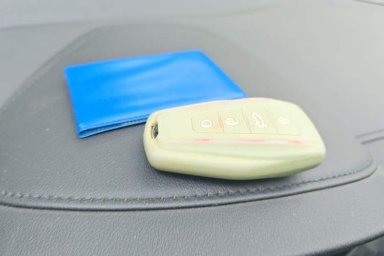 Used Geely Auto Binray 2021 1.4T CVT Asian Games Edition Vehicle Key