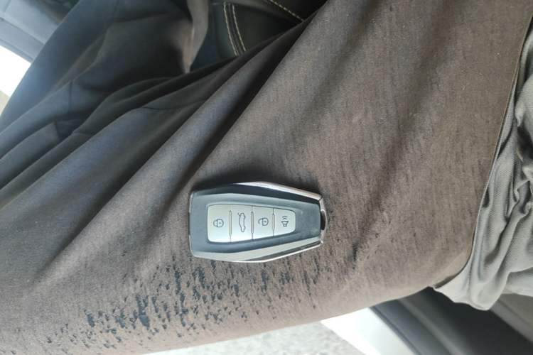 Used Geely Auto Binray 2021 1.4T CVT Asian Games Edition Vehicle Key