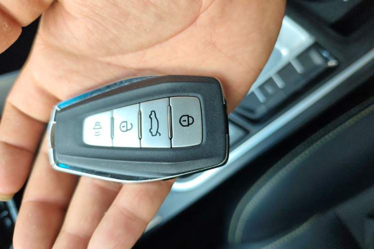 Used Geely Auto Binray 2021 1.4T CVT Asian Games Edition Vehicle Key
