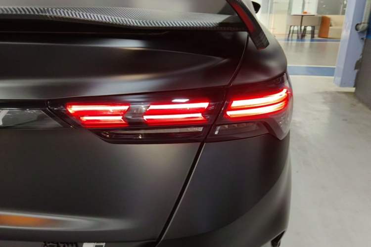 Used Geely Auto Binray 2022 Binrui COOL 1.5T DCT Electric Edition Right Rear Taillight
