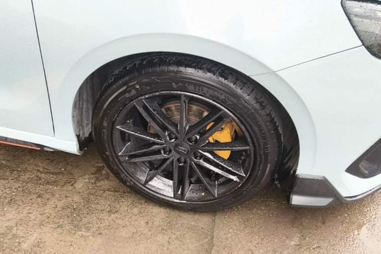 Used Geely Auto Binray 2022 Binrui COOL 1.5T DCT Electric Edition Right Front Wheel Hub