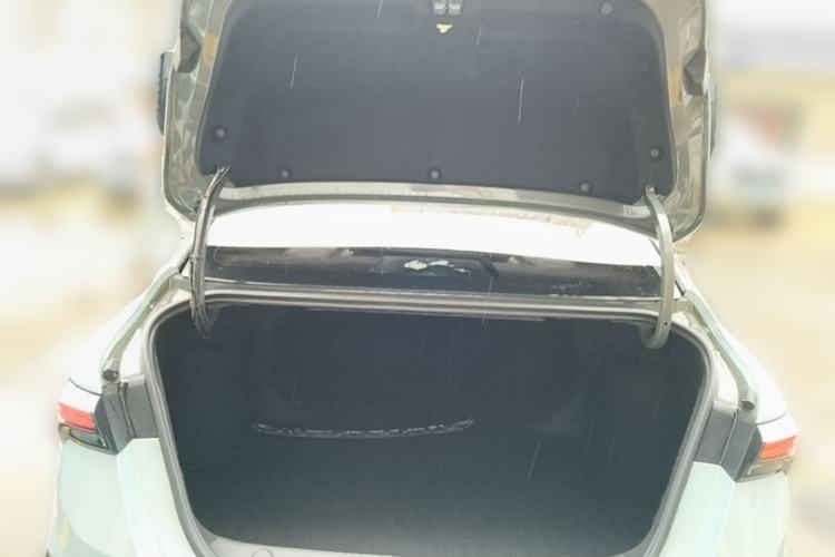 Used Geely Auto Binray 2022 Binrui COOL 1.5T DCT Electric Edition Trunk