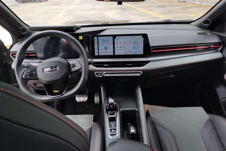 Used Geely Auto Binray 2022 Binrui COOL 1.5T DCT Thunder Edition Center Console