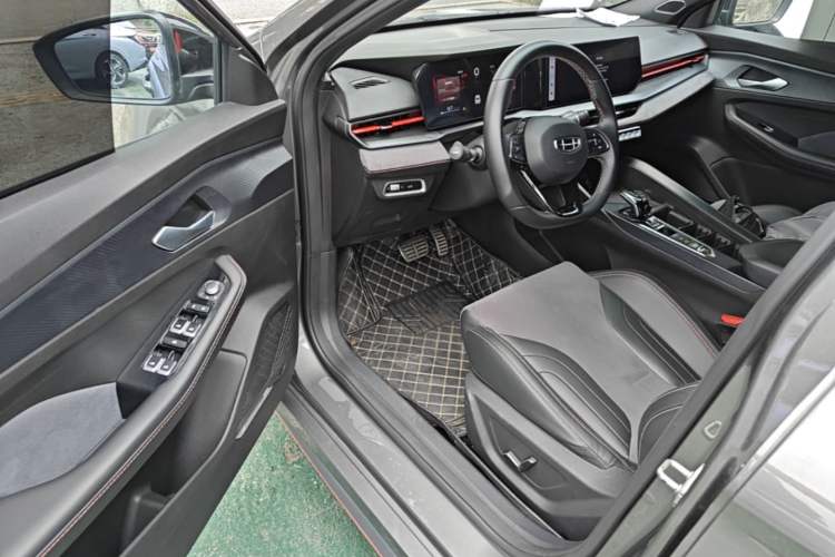 Used Geely Auto Binray 2022 Binrui COOL 1.5T DCT Electric Edition Driver Seat