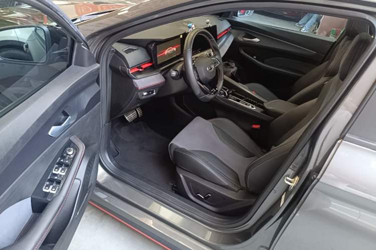 Used Geely Auto Binray 2022 Binrui COOL 1.5T DCT Electric Edition Driver Seat