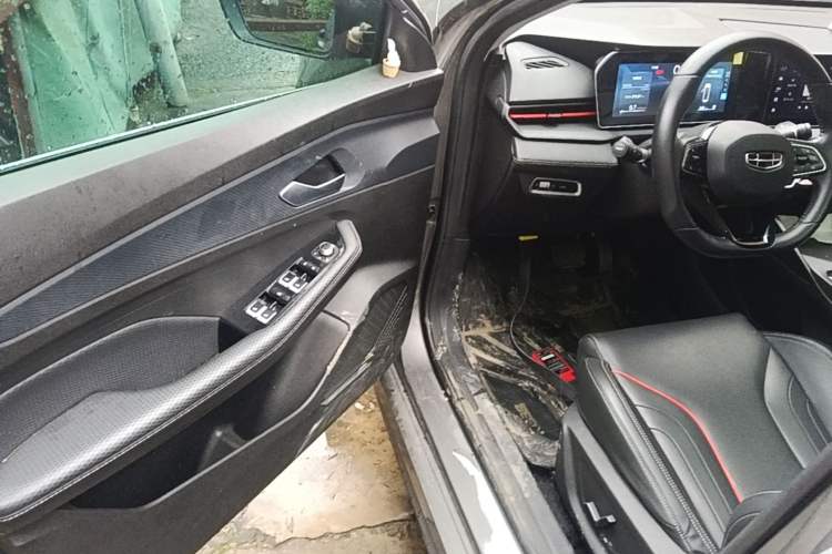 Used Geely Auto Binray 2022 Binrui COOL 1.5T DCT Electric Edition Driver Seat