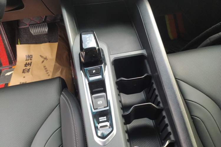 Used Geely Auto Binray 2022 Binrui COOL 1.5T DCT Electric Edition Gear Lever