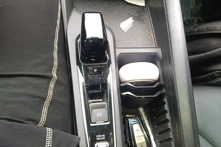 Used Geely Auto Binray 2022 Binrui COOL 1.5T DCT Electric Edition Gear Lever