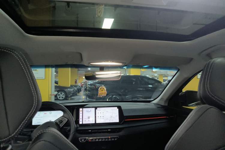 Used Geely Auto Binray 2022 Binrui COOL 1.5T DCT Electric Edition Headliner