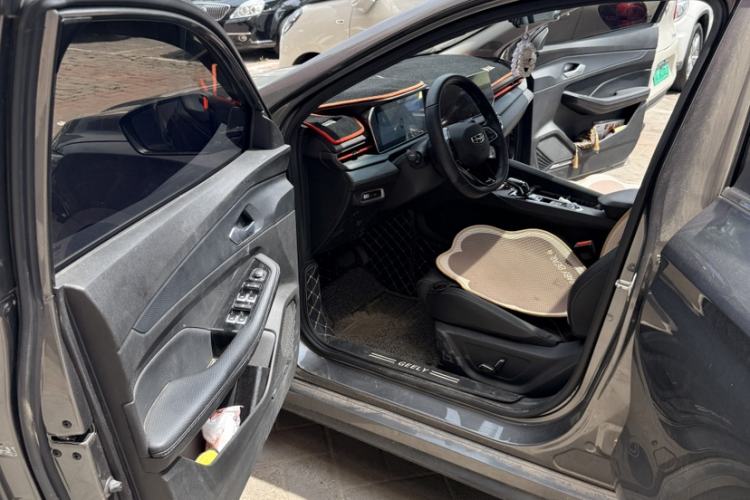 Used Geely Auto Binray 2022 Binrui COOL 1.5T DCT Electric Edition Left Front Seat