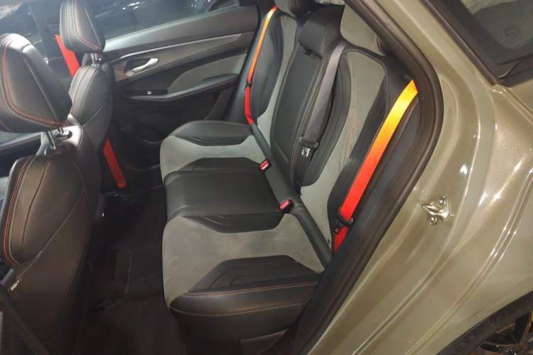Used Geely Auto Binray 2022 Binrui COOL 1.5T DCT Thunder Edition Left Rear Seat