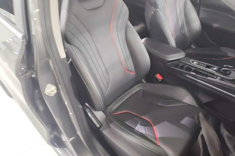 Used Geely Auto Binray 2022 Binrui COOL 1.5T DCT Electric Edition Right Front Seat