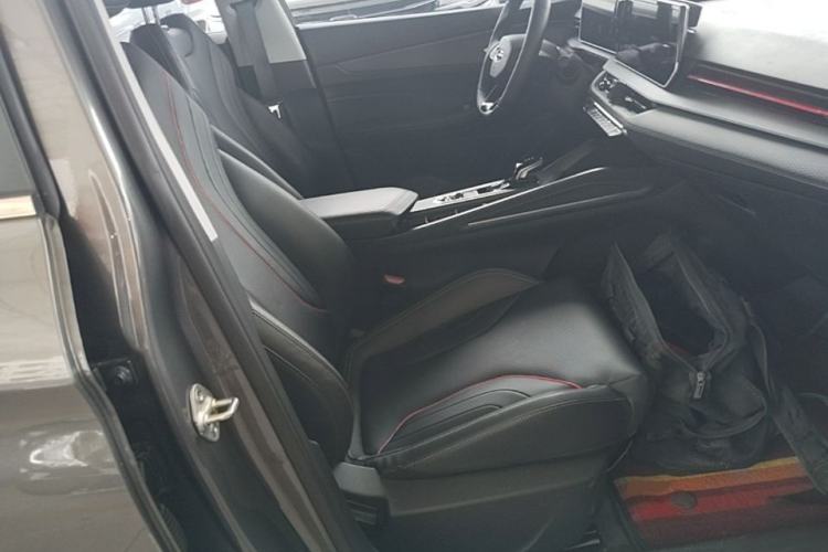 Used Geely Auto Binray 2022 Binrui COOL 1.5T DCT Electric Edition Right Front Seat