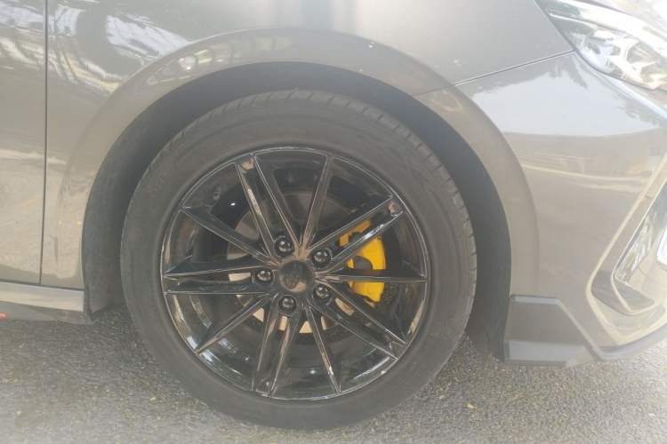 Used Geely Auto Binray 2022 Binrui COOL 1.5T DCT Electric Edition Right Front Wheel Hub