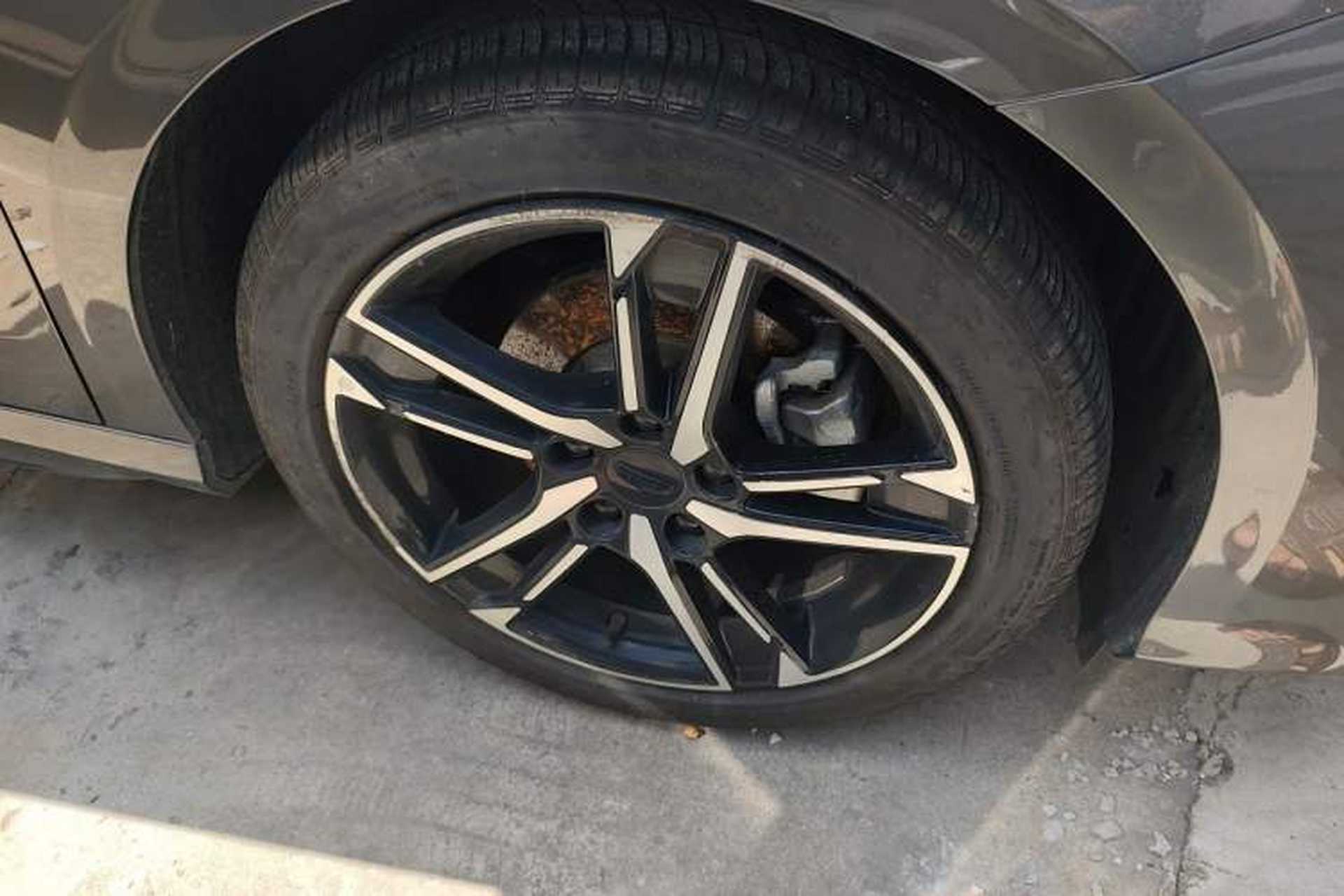 Used Geely Auto Binray 2022 Binrui COOL 1.5T DCT Electric Edition Right Front Wheel Hub