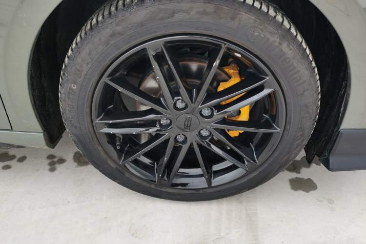 Used Geely Auto Binray 2022 Binrui COOL 1.5T DCT Thunder Edition Right Front Wheel Hub