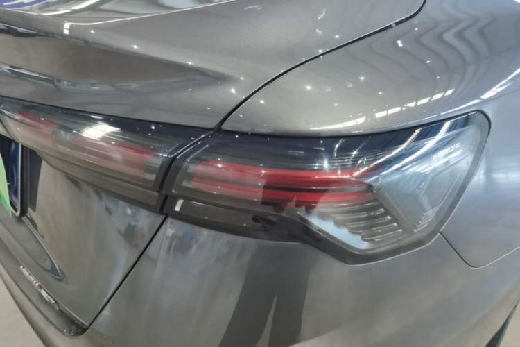 Used Geely Auto Binray 2022 Binrui COOL 1.5T DCT Electric Edition Right Rear Taillight
