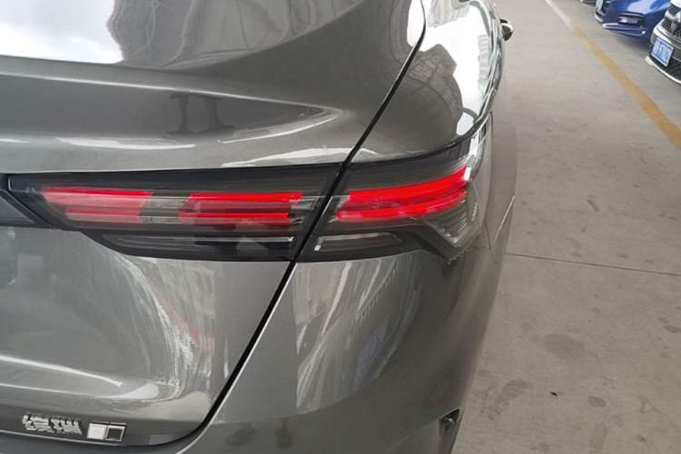Used Geely Auto Binray 2022 Binrui COOL 1.5T DCT Electric Edition Right Rear Taillight