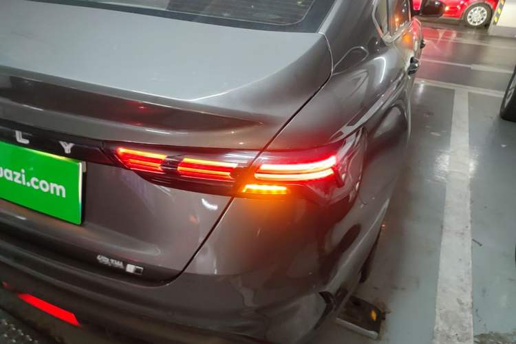 Used Geely Auto Binray 2022 Binrui COOL 1.5T DCT Electric Edition Right Rear Taillight