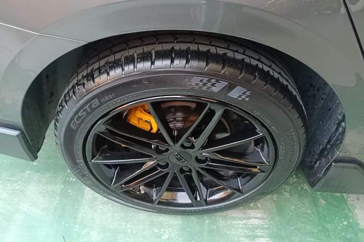 Used Geely Auto Binray 2022 Binrui COOL 1.5T DCT Electric Edition Right Rear Wheel Hub