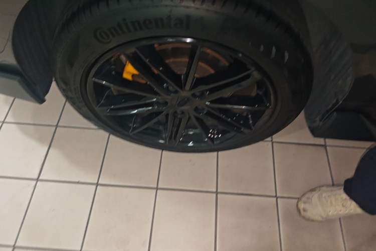 Used Geely Auto Binray 2022 Binrui COOL 1.5T DCT Thunder Edition Right Rear Wheel Hub