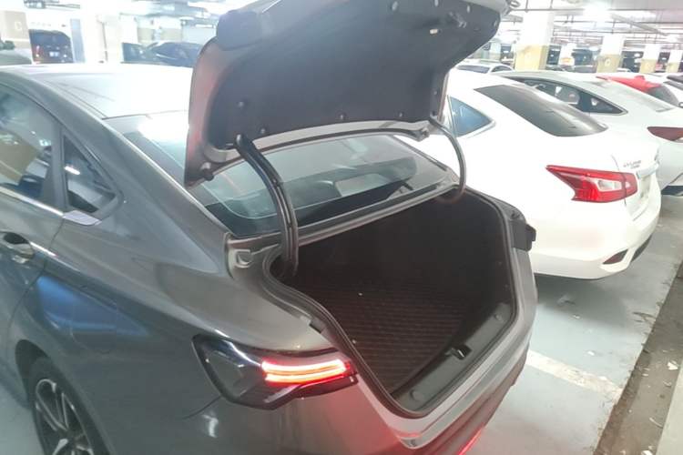 Used Geely Auto Binray 2022 Binrui COOL 1.5T DCT Electric Edition Trunk