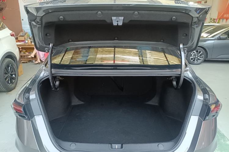 Used Geely Auto Binray 2022 Binrui COOL 1.5T DCT Electric Edition Trunk