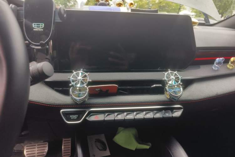 Used Geely Auto Binray 2022 Binrui COOL 1.5T DCT Thunder Edition Audio And AC Panel