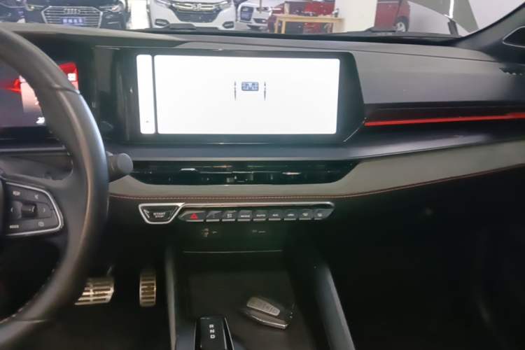 Used Geely Auto Binray 2022 Binrui COOL 1.5T DCT Electric Edition Audio And AC Panel